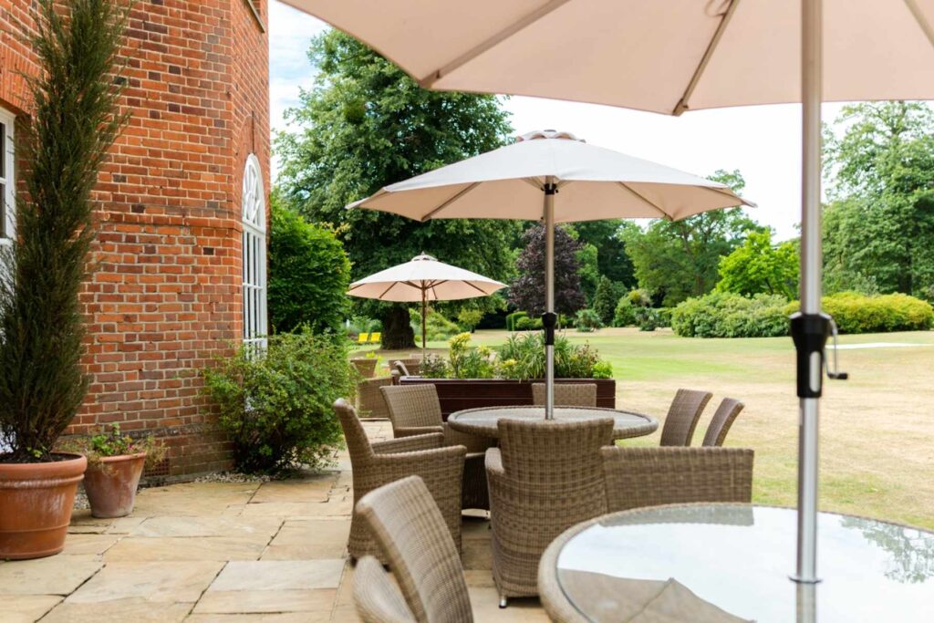 Royal-Berkshire-patio
